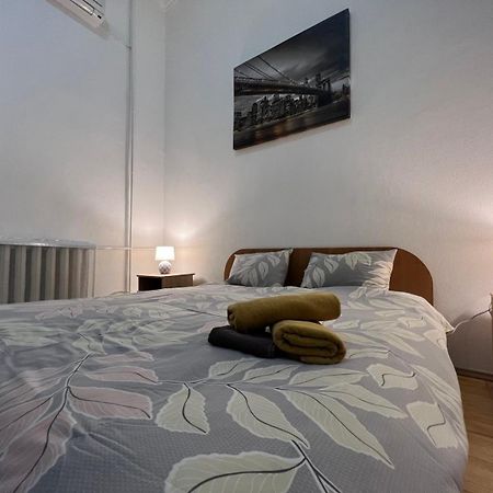 Apartment In The Historic Center كييف المظهر الخارجي الصورة