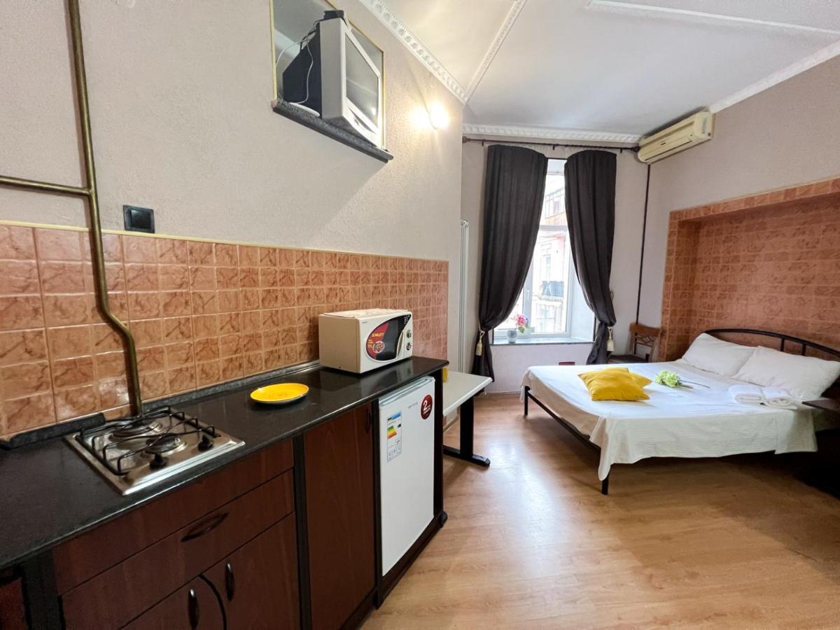Apartment In The Historic Center كييف المظهر الخارجي الصورة