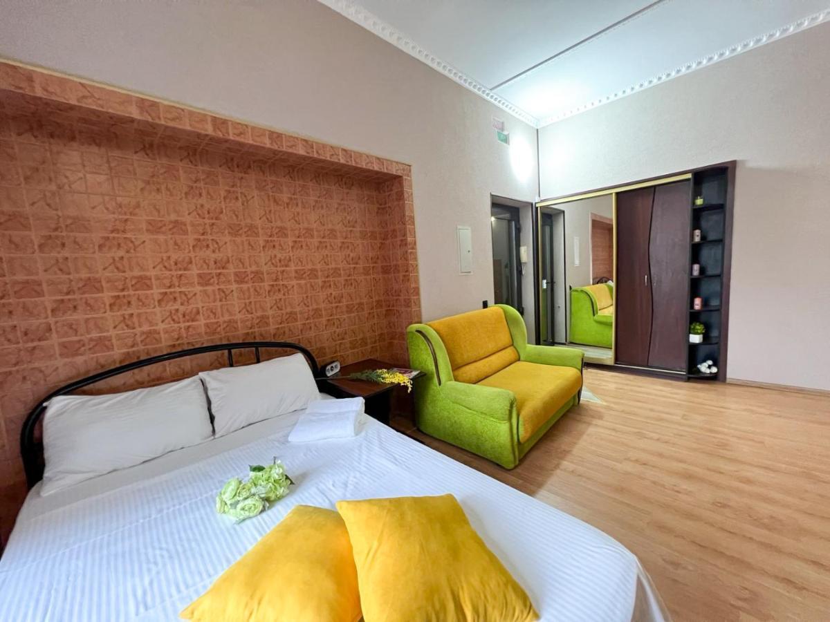 Apartment In The Historic Center كييف المظهر الخارجي الصورة