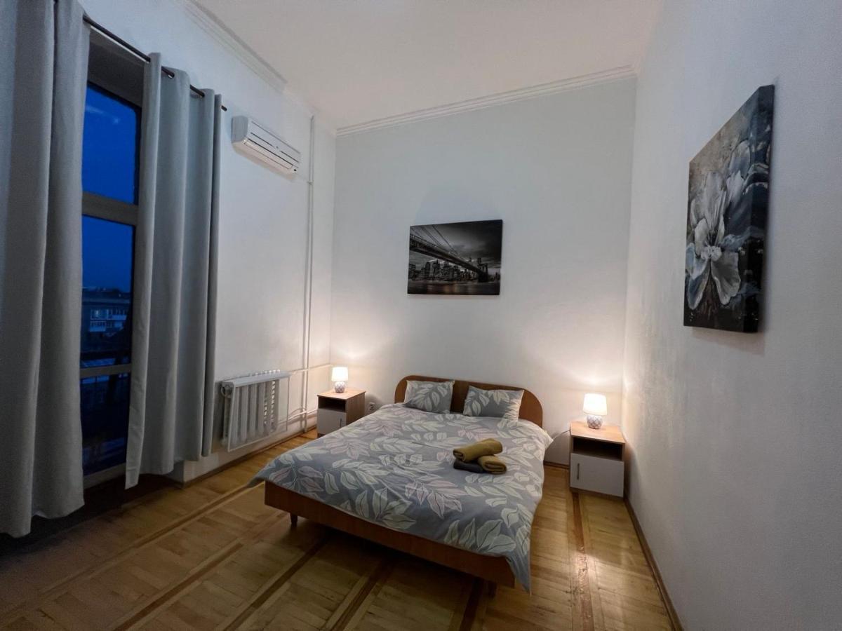 Apartment In The Historic Center كييف المظهر الخارجي الصورة